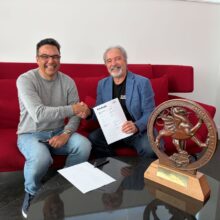 Infratil Ceo Jason Boyes with CANZ CE Arne Herrmann